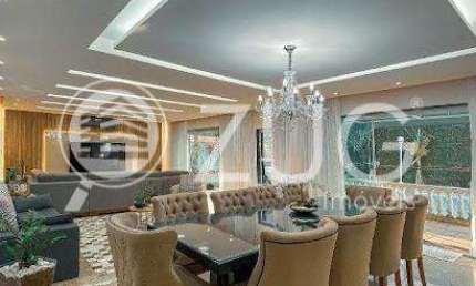 Casa à venda em Praia Grande, Canto do Forte, com 3 suítes, com 350 m²