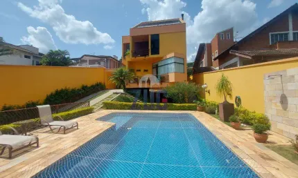 Sobrado à venda em bragança paulista, lagos de santa helena, com 4 suítes, com 347 m²