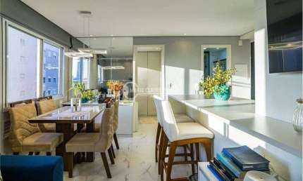 Apartamento para locação e venda na Rua Xavier Kraus