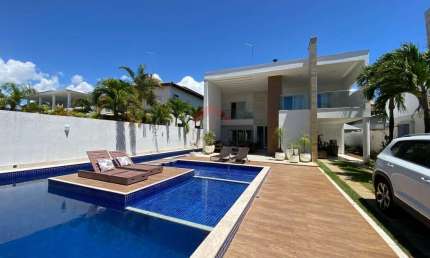 Casa para Venda em Camaçari, Guarajuba (Monte Gordo), 5 dormitórios, 5 suítes, 8 banheiros, 3 vagas