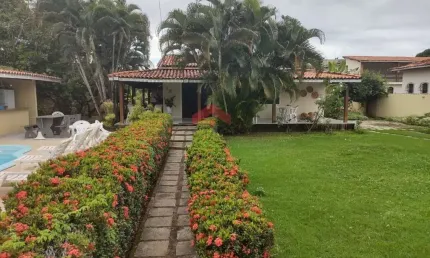 Casa para Venda em Lauro de Freitas, Lauro de Freitas, 3 dormitórios, 2 suítes, 4 banheiros, 4 vagas