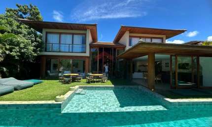 Casa para Venda em Mata de São João, Praia do Forte, 7 dormitórios, 7 suítes, 9 banheiros, 4 vagas