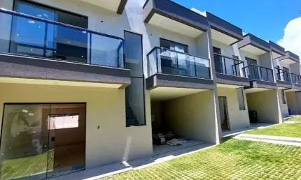 Casa para Venda em Lauro de Freitas, CENTRO, 3 dormitórios, 3 suítes, 3 banheiros, 1 vaga