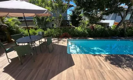 Casa em condomínio para venda em mata de são joão, praia do forte, 4 dormitórios, 3 suítes, 4 banheiros, 2 vagas