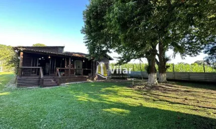 Chácara / sítio com 3 quartos à venda na Rua Osmário de Oliveira Bastos, 11, Vila São Cristóvão, Piraquara
