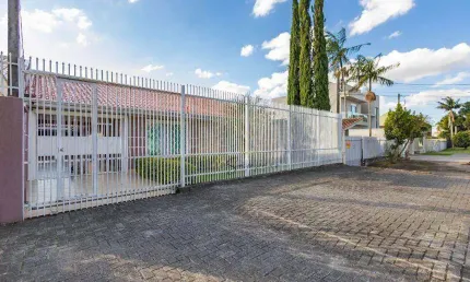 Casa Térrea  com 3 dormitórios à venda, 259 m² por R$ 1.180.000 - Fanny - Curitiba/PR