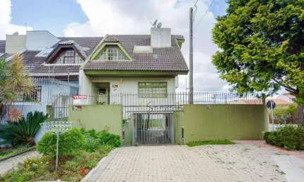 Sobrado com 4 dormitórios à venda, 197 m² por R$ 890.000 -  Rua Coronel Alfredo Ferreira da Costa, 619 Jardim das Américas - Curitiba/PR