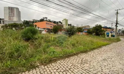 Terreno comercial à venda no São José, Caxias do Sul 