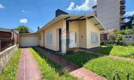 Casa com 3 quartos à venda na Rua Theotisto Guilherme Piccoli, 204, Colina Sorriso, Caxias do Sul