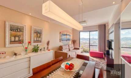 Victória Park Residence, 3 dorm., 1 suíte, lavabo e 2 vagas de garagem no Pio X