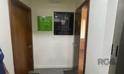 Sala comercial para alugar na rua dos andradas, centro histórico, porto alegre, 40 m2 por r$ 1.500