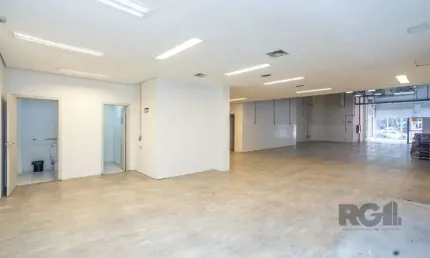 Ponto comercial para alugar na Avenida Protásio Alves, Rio Branco, Porto Alegre, 350 m2 por R$ 12.500