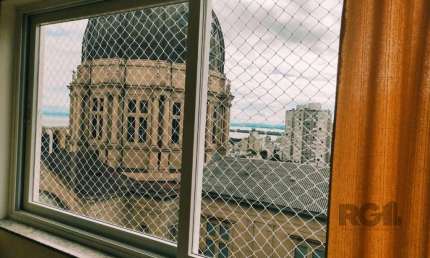 Apartamento com 2 quartos para alugar na Rua Duque de Caxias, Centro Histórico, Porto Alegre, 85 m2 por R$ 2.950