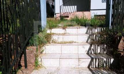 Casa com 3 quartos à venda na Avenida Deputado Aramy Silva, Santa Tereza, Porto Alegre