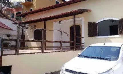 Casa com 4 quartos à venda na Gastão Torres de Castro, 26, Maria Paula, Niterói por R$ 400.000