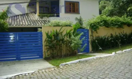 Casa em condomínio fechado com 4 quartos à venda na Rodovia Amaral Peixoto, 22, Baldeador, Niterói por R$ 850.000