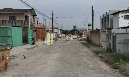 Terreno à venda no Balneário Perequê, Porto Belo 