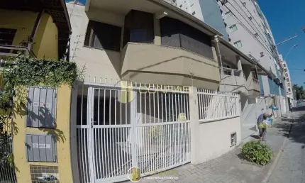 Casa com 3 quartos à venda em Meia Praia, Itapema 