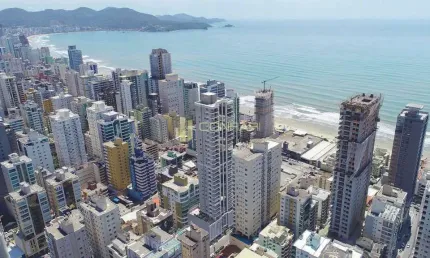Apartamento com 4 quartos à venda na Rua 246, 916, Meia Praia, Itapema