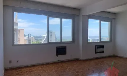 Apartamento com 3 quartos à venda na Rua Duque de Caxias, Centro Histórico, Porto Alegre, 122 m2 por R$ 495.000