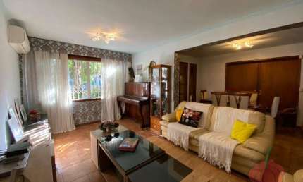 Casa com 3 quartos à venda na Rua Líbano, Higienópolis, Porto Alegre, 250 m2 por R$ 1.550.000