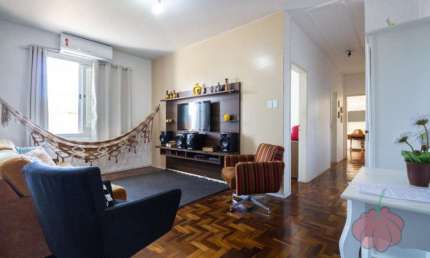 Apartamento com 3 quartos à venda na Avenida Paraná, São Geraldo, Porto Alegre, 75 m2 por R$ 267.000