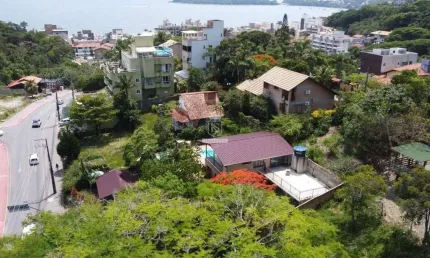 Casa com 3 quartos à venda na Avenida Vereador Manoel José dos Santos, 100, Centro, Bombinhas