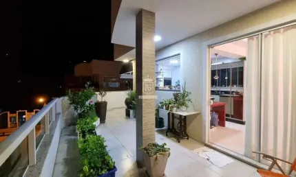 COBERTURA COM 3 SUÍTES E 172M² DE ÁREA TOTAL EM BOMBINHAS