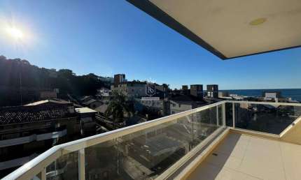 Apartamento à venda com 3 suítes no Centro de Bombinhas