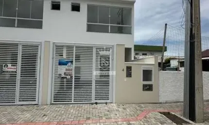 Casa com 2 quartos à venda em Zimbros, Bombinhas 