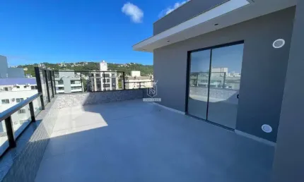 COBERTURA DUPLEX COM 4 DORMITÓRIOS A 350M DO MAR DE BOMBAS