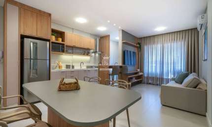 LINDO APARTAMENTO MOBILIADO E PRÓXIMO DO MAR COM 2 SUÍTES EM BOMBAS