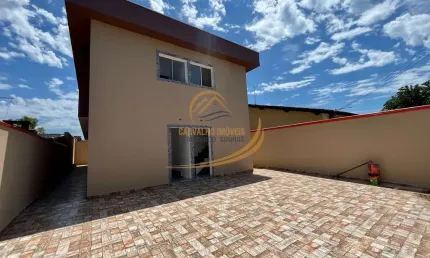 Casa sobreposta superior em bairro residencial para venda em itanhaém!
