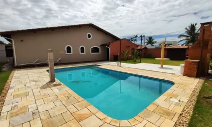 Maravilhosa casa isolada com terreno grande em itanhaém!!