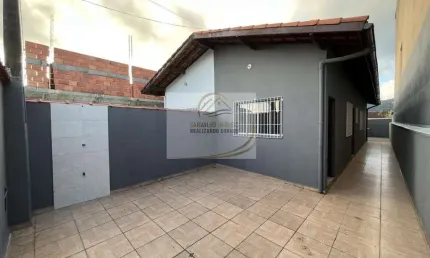Casa com 2 quartos à venda no Jardim Magalhães, Itanhaém 