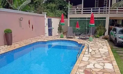 Sobrado com 4 dormitórios à venda, 152 m² por R$ 900.000,00 - Jardim Guaiuba - Guarujá/SP