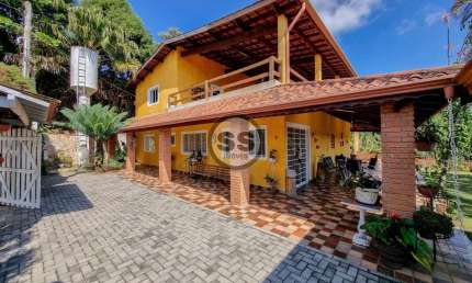 Chácara / sítio com 5 quartos à venda na Avenida Do Sol, 117, Porta do Sol, Mairinque, 2157 m2 por R$ 1.350.000
