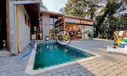 Chácara / sítio com 4 quartos à venda na Avenida Do Sol, 117, Porta do Sol, Mairinque, 126 m2 por R$ 980.000