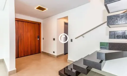 Casa para Venda - 302m², 3 dormitórios, sendo 1 suites, 4 vagas - Vila Mariana