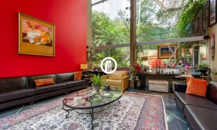 Casa para Venda - 475m², 3 dormitórios, sendo 3 suites, 4 vagas - Jardim Guedala