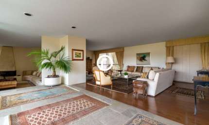 Casa para Venda - 885m², 4 dormitórios, sendo 4 suites, 8 vagas - Pacaembu
