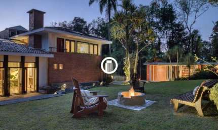 Casa para Venda - 1300m², 5 dormitórios, sendo 5 suites, 7 vagas - Chácara Flora