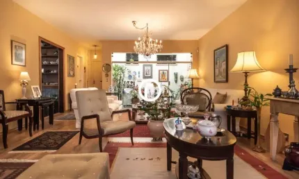 Casa para Venda - 203m², 3 dormitórios, sendo 2 suites, 5 vagas - Granja Julieta