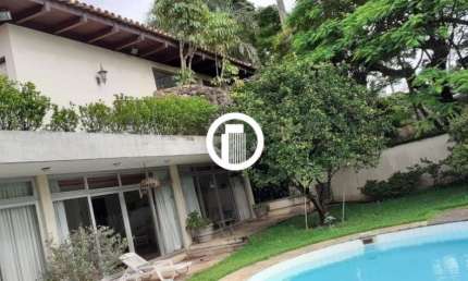 Casa para Venda - 820m², 6 dormitórios, sendo 6 suites, 8 vagas - Cidade Jardim