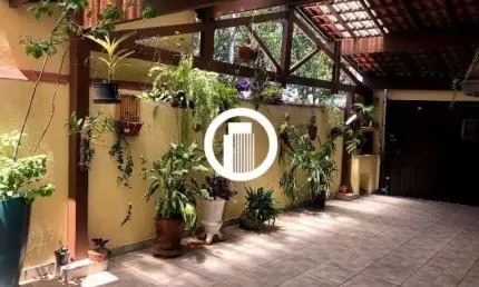 Casa para venda - 140m², 4 dormitórios, sendo 2 suites, 4 vagas - saúde