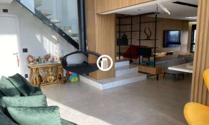 Apartamento Cobertura para venda 215m², 3 dormitórios, sendo 3 suítes, 3 vagas - Vila Olímpia