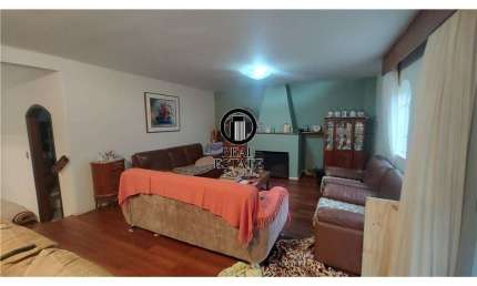 Casa para Venda - 245m², 1 dormitório, 3 vagas - Jardim Prudência
