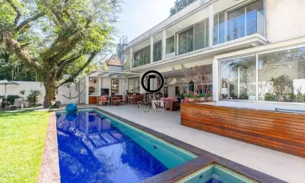 Casa para Venda - 350m², 4 dormitórios, sendo 4 suites, 2 vagas - Granja Julieta