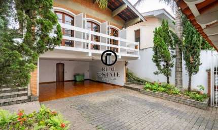 Casa para Venda - 303m², 3 dormitórios, sendo 2 suites, 4 vagas - Vila Sônia