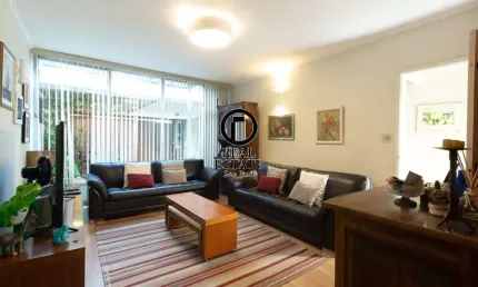 Casa para Venda - 189m², 3 dormitórios, sendo 1 suites, 2 vagas - Vila Clementino